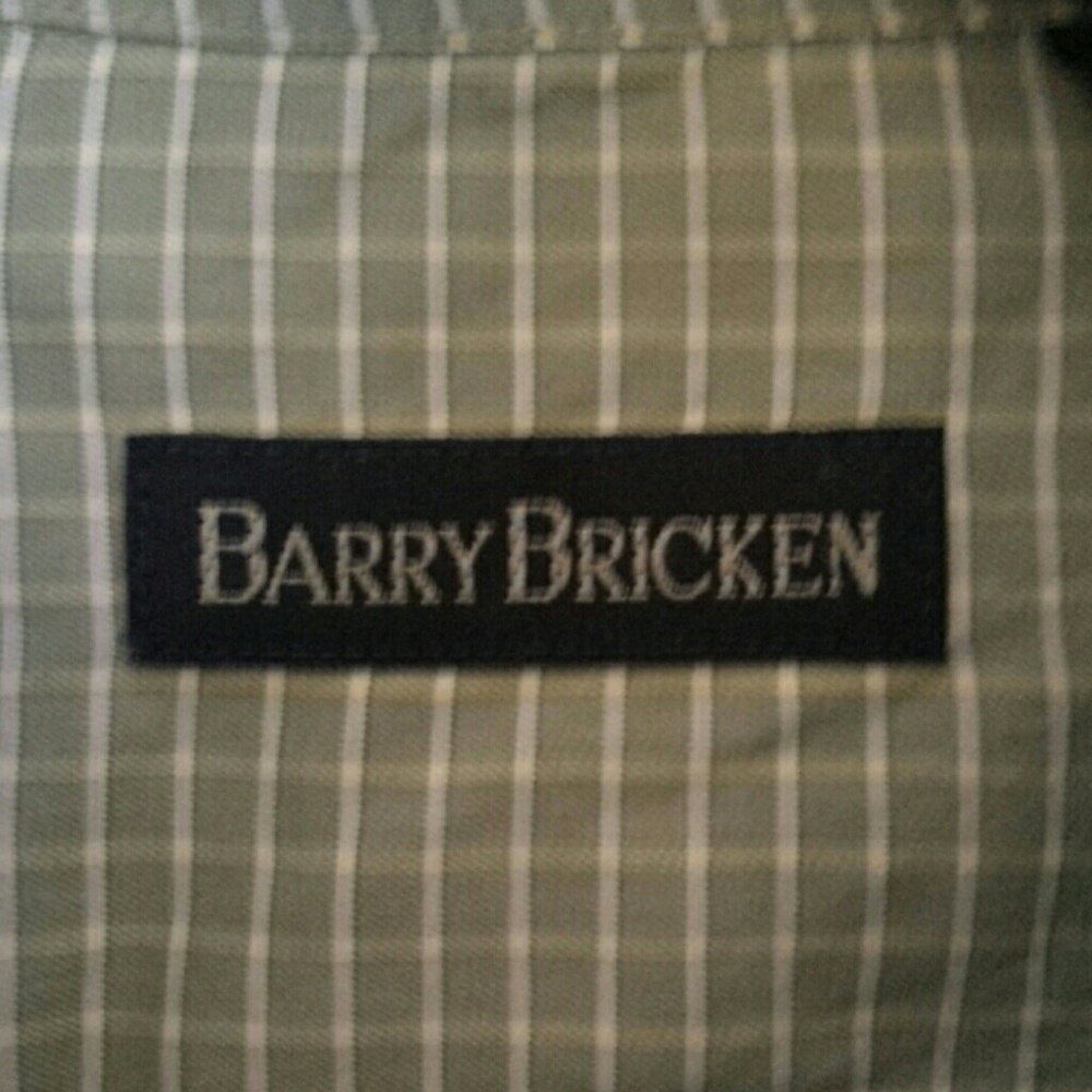 Men's Button-Down - Picture 3 of 4